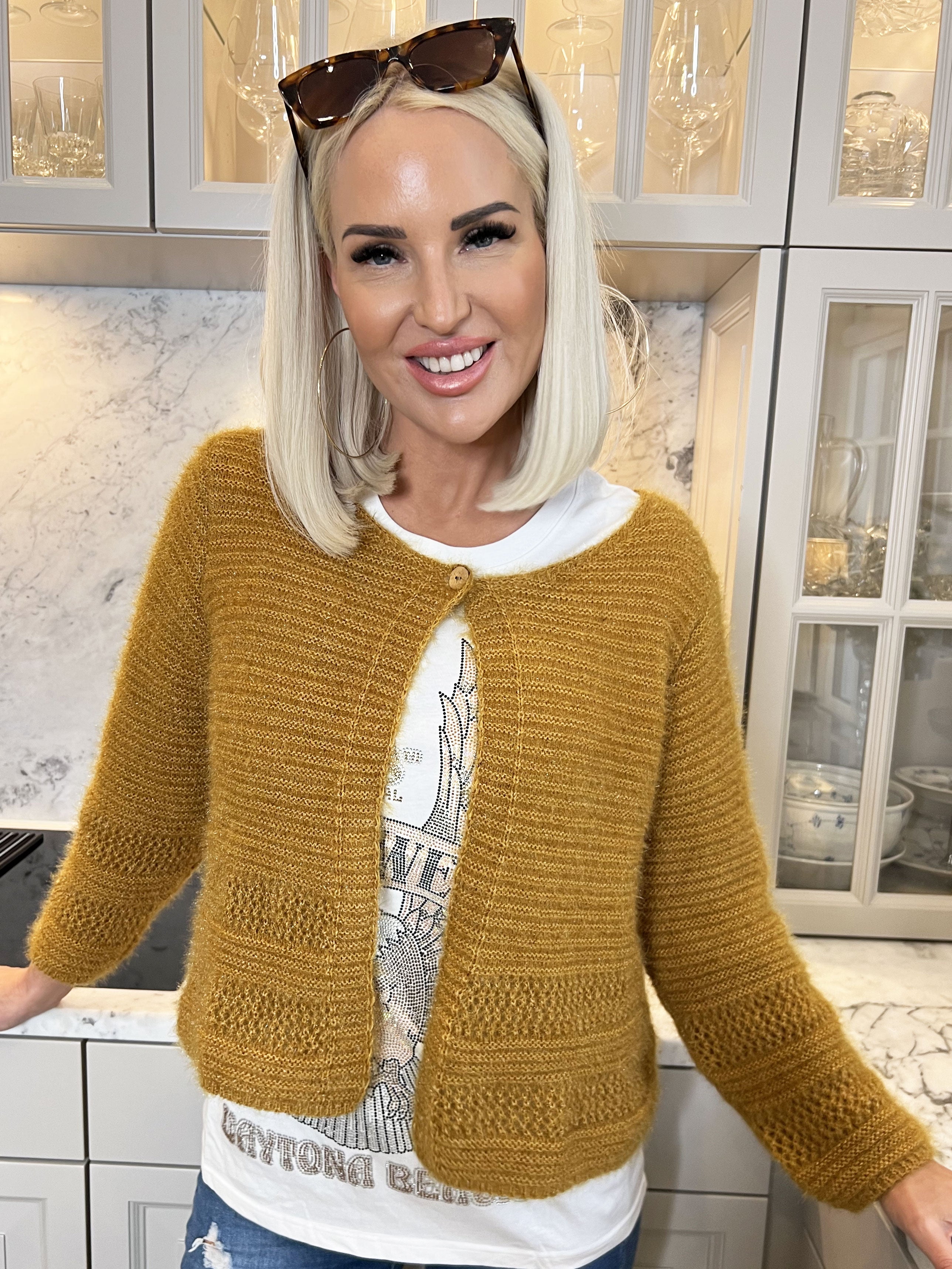 Melly - Mjuk kofta med en knapp